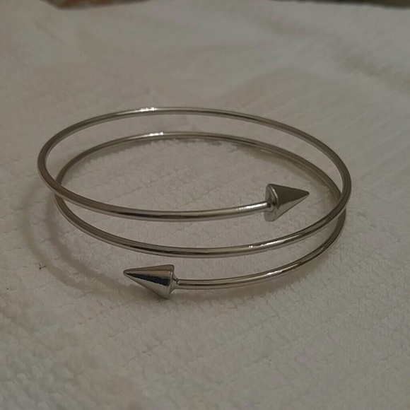 Forever 21 Jewelry - Silver wrap bracelet